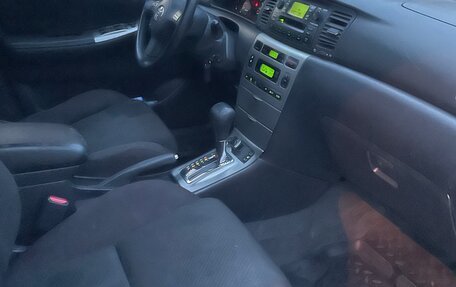 Toyota Corolla, 2004 год, 665 000 рублей, 7 фотография