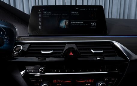 BMW 5 серия, 2019 год, 4 550 000 рублей, 13 фотография