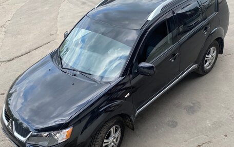 Mitsubishi Outlander III рестайлинг 3, 2008 год, 860 000 рублей, 6 фотография