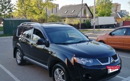 Mitsubishi Outlander III рестайлинг 3, 2008 год, 860 000 рублей, 8 фотография