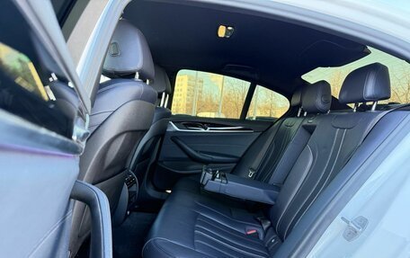 BMW 5 серия, 2017 год, 3 330 000 рублей, 27 фотография