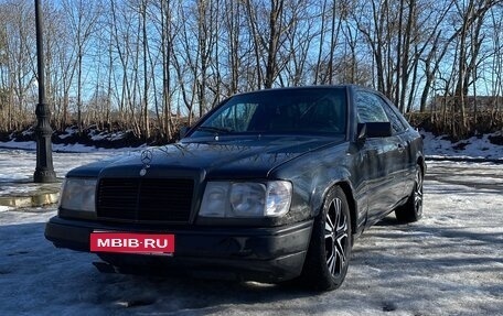 Mercedes-Benz W124, 1989 год, 270 000 рублей, 1 фотография