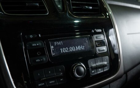 Renault Logan II, 2014 год, 680 000 рублей, 14 фотография