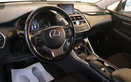 Lexus NX I, 2015 год, 2 999 000 рублей, 10 фотография