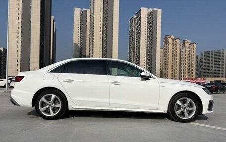 Audi A4, 2022 год, 2 300 000 рублей, 8 фотография