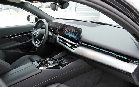 BMW 5 серия, 2024 год, 7 750 000 рублей, 25 фотография