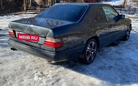Mercedes-Benz W124, 1989 год, 270 000 рублей, 4 фотография