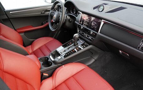 Porsche Macan I рестайлинг, 2025 год, 10 799 000 рублей, 15 фотография