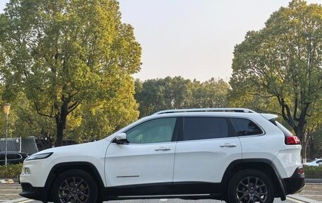 Jeep Cherokee, 2021 год, 1 600 000 рублей, 4 фотография