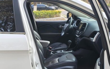 Jeep Cherokee, 2021 год, 1 600 000 рублей, 12 фотография