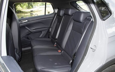 Volkswagen Tharu, 2025 год, 2 999 000 рублей, 12 фотография