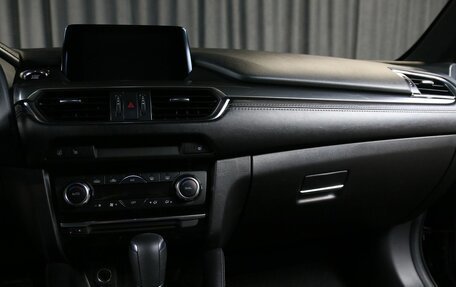 Mazda 6, 2017 год, 1 919 000 рублей, 16 фотография