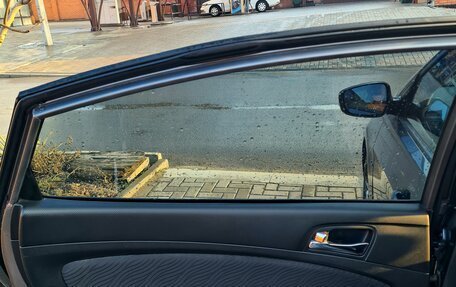 Hyundai Solaris II рестайлинг, 2011 год, 930 000 рублей, 8 фотография