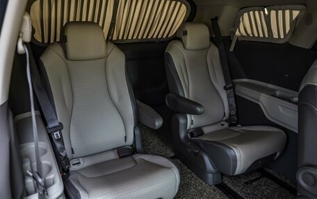 KIA Carnival, 2021 год, 5 200 000 рублей, 21 фотография