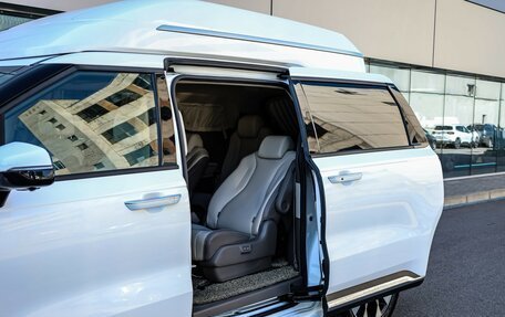 KIA Carnival, 2021 год, 5 200 000 рублей, 18 фотография