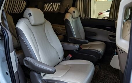 KIA Carnival, 2021 год, 5 200 000 рублей, 19 фотография