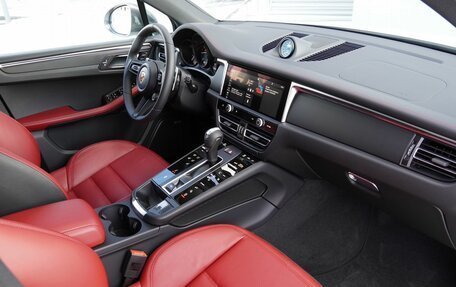 Porsche Macan I рестайлинг, 2025 год, 10 799 000 рублей, 14 фотография