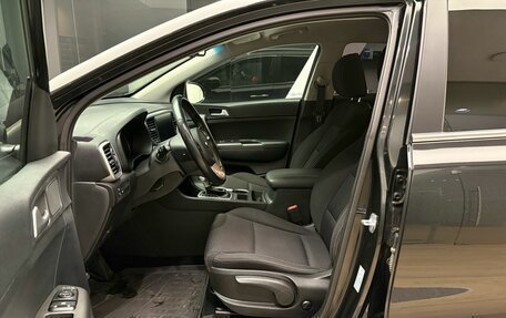 KIA Sportage IV рестайлинг, 2021 год, 2 430 000 рублей, 8 фотография