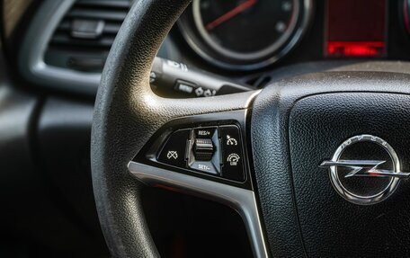 Opel Astra J, 2012 год, 800 000 рублей, 13 фотография