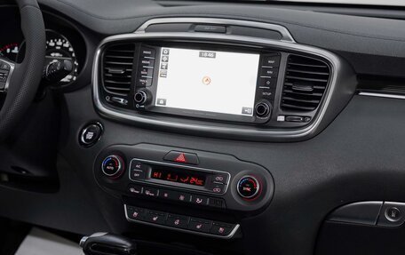 KIA Sorento III Prime рестайлинг, 2018 год, 2 345 000 рублей, 10 фотография