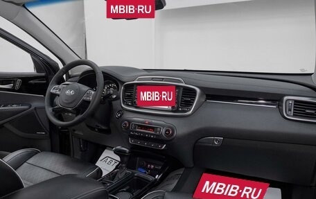 KIA Sorento III Prime рестайлинг, 2018 год, 2 345 000 рублей, 11 фотография