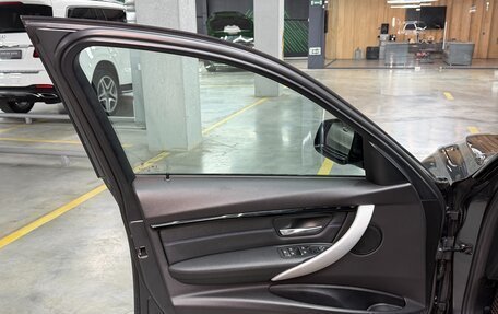 BMW 3 серия, 2018 год, 2 500 000 рублей, 11 фотография