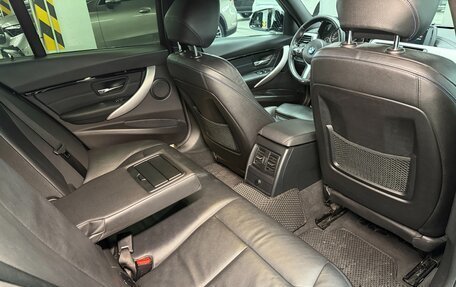 BMW 3 серия, 2018 год, 2 500 000 рублей, 22 фотография