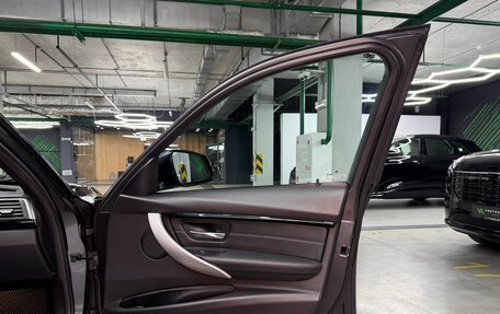 BMW 3 серия, 2018 год, 2 500 000 рублей, 23 фотография