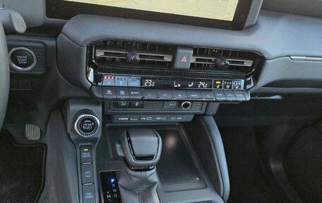 Toyota Land Cruiser Prado, 2025 год, 12 480 000 рублей, 6 фотография