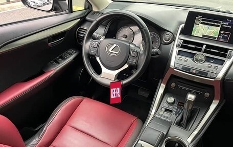 Lexus NX I, 2021 год, 2 700 000 рублей, 17 фотография