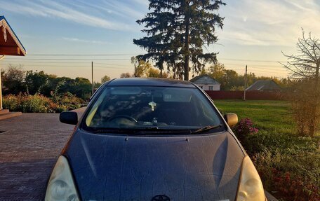 Toyota Wish II, 2004 год, 500 000 рублей, 1 фотография