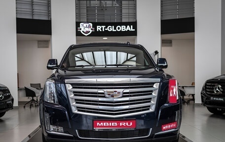 Cadillac Escalade IV, 2018 год, 6 190 000 рублей, 1 фотография