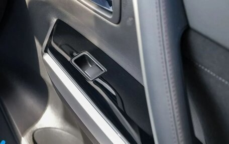 Mitsubishi Pajero Sport III рестайлинг, 2023 год, 3 883 000 рублей, 11 фотография