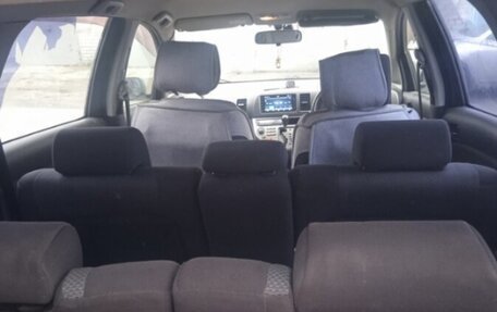 Toyota Wish II, 2004 год, 500 000 рублей, 3 фотография