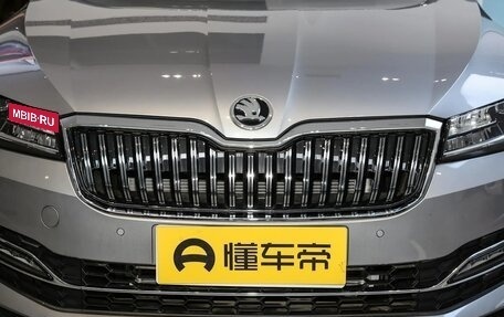 Skoda Superb III рестайлинг, 2026 год, 2 733 000 рублей, 3 фотография