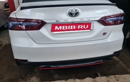 Toyota Camry, 2021 год, 3 150 000 рублей, 4 фотография