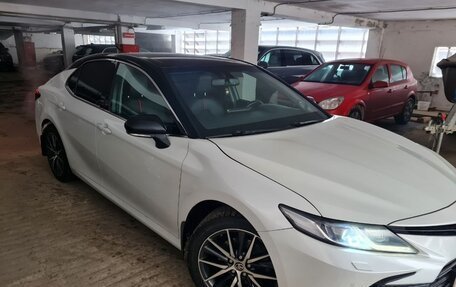 Toyota Camry, 2021 год, 3 150 000 рублей, 21 фотография