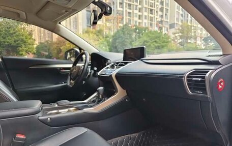 Lexus NX I, 2021 год, 2 650 000 рублей, 10 фотография