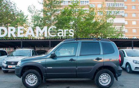 Chevrolet Niva I рестайлинг, 2017 год, 659 000 рублей, 2 фотография