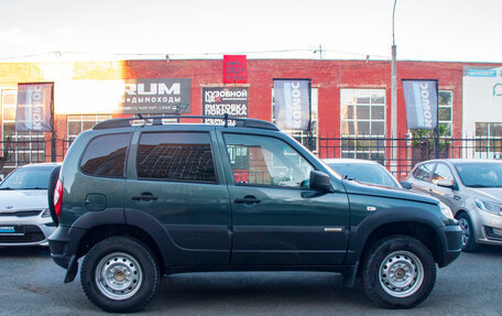 Chevrolet Niva I рестайлинг, 2017 год, 659 000 рублей, 5 фотография