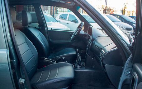 Chevrolet Niva I рестайлинг, 2017 год, 659 000 рублей, 10 фотография