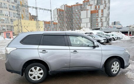 Mitsubishi Outlander III рестайлинг 3, 2013 год, 1 349 000 рублей, 7 фотография