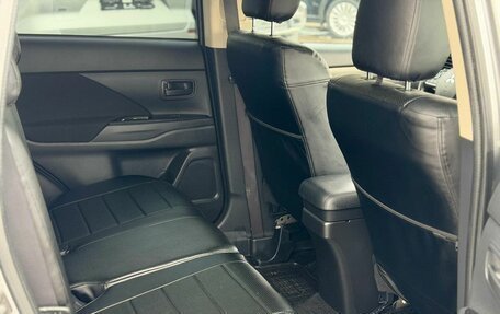 Mitsubishi Outlander III рестайлинг 3, 2013 год, 1 349 000 рублей, 11 фотография