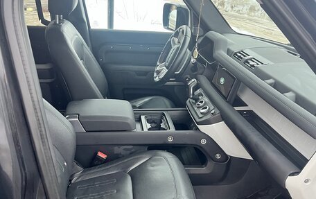 Land Rover Defender II, 2021 год, 8 500 000 рублей, 5 фотография