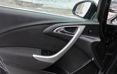 Opel Astra J, 2011 год, 580 000 рублей, 12 фотография