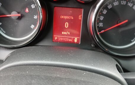 Opel Astra J, 2011 год, 580 000 рублей, 13 фотография