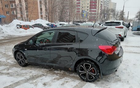 Opel Astra J, 2011 год, 580 000 рублей, 8 фотография