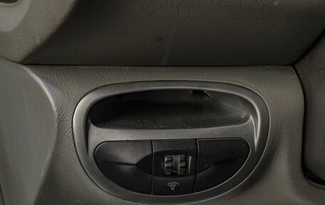 Hyundai Santa Fe III рестайлинг, 2004 год, 539 000 рублей, 13 фотография