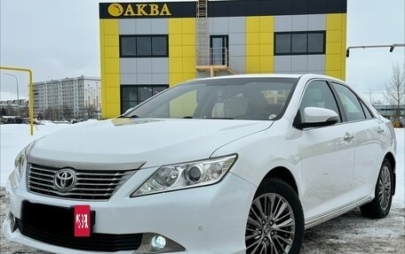 Toyota Camry, 2014 год, 1 590 000 рублей, 2 фотография