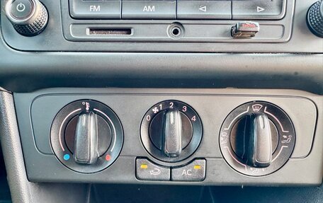 Volkswagen Polo VI (EU Market), 2014 год, 850 000 рублей, 16 фотография